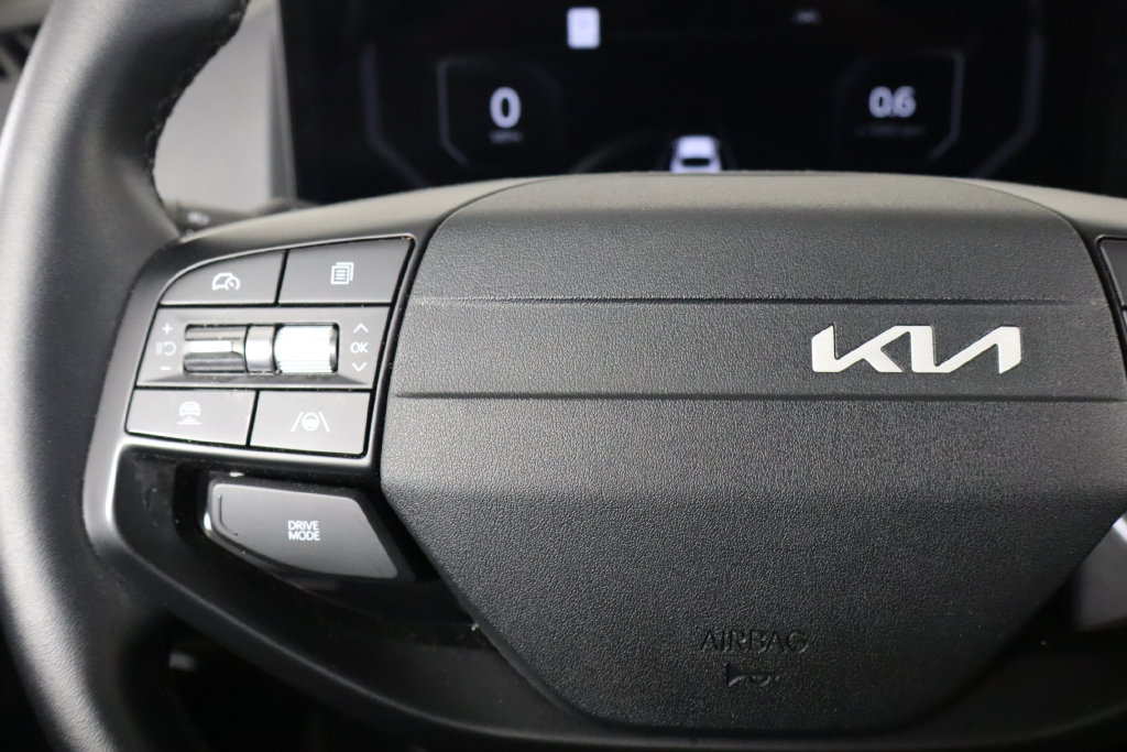 Used 2025 Kia K4 EX FWD image 8