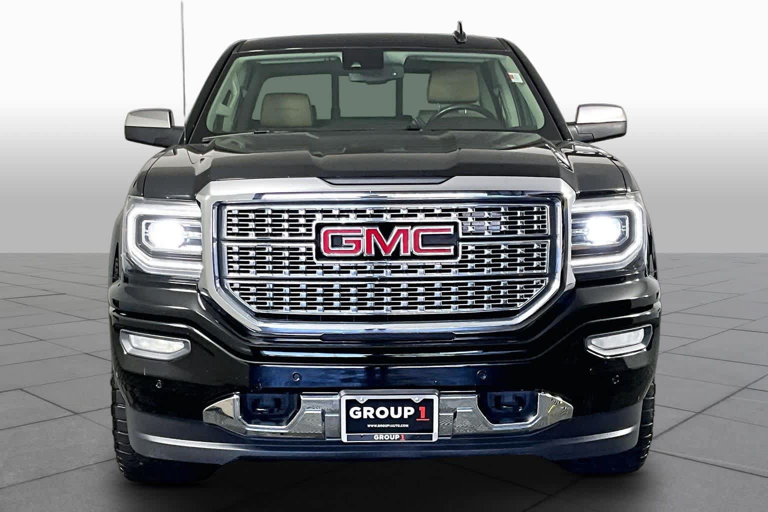 Used 2017 GMC Sierra 1500 Denali AWD/4WD image 4