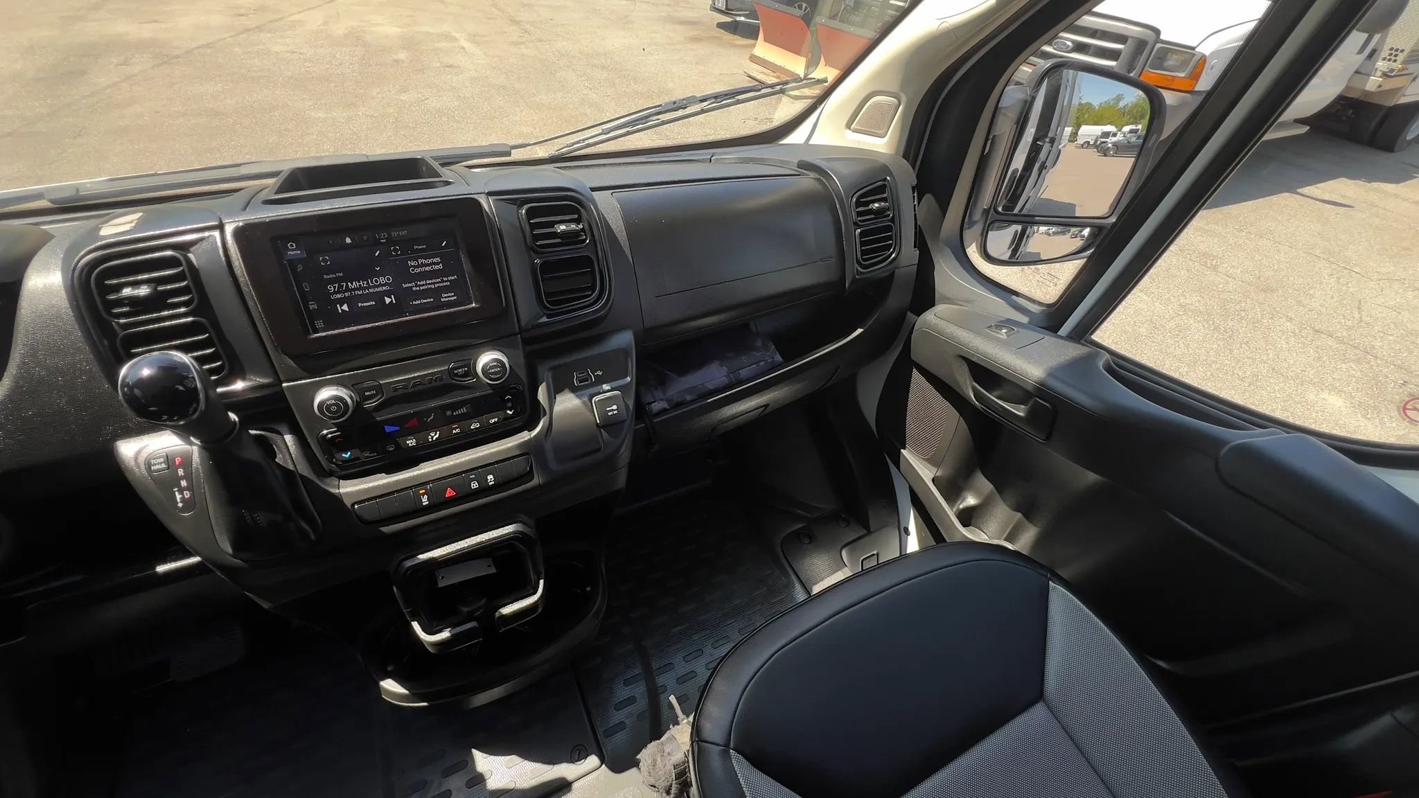 Used 2023 RAM ProMaster 3500 w/ Lane Management Group FWD image 19
