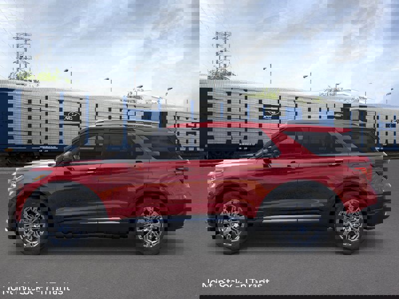New 2026 Ford Explorer Platinum image 3