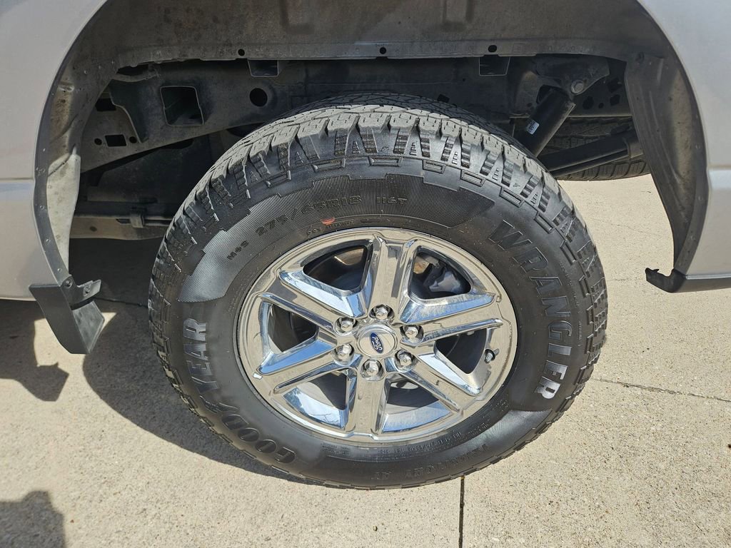 Used 2025 Ford F150 XLT w/ Equipment Group 301A Standard AWD/4WD image 25