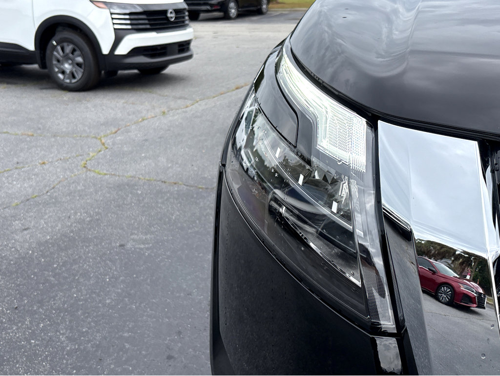 Used 2025 Nissan Pathfinder S FWD image 22