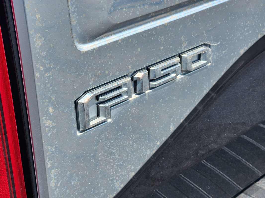 Used 2016 Ford F150 Platinum w/ Equipment Group 701A Luxury AWD/4WD image 14