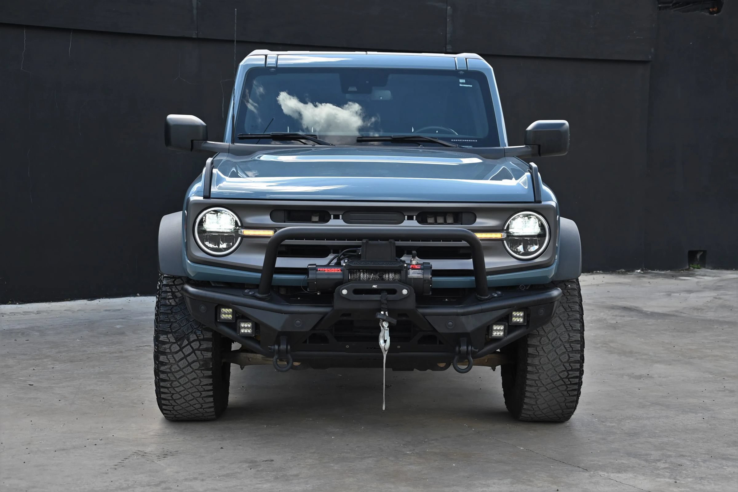 Used 2023 Ford Bronco Big Bend w/ Sasquatch Package AWD/4WD image 3