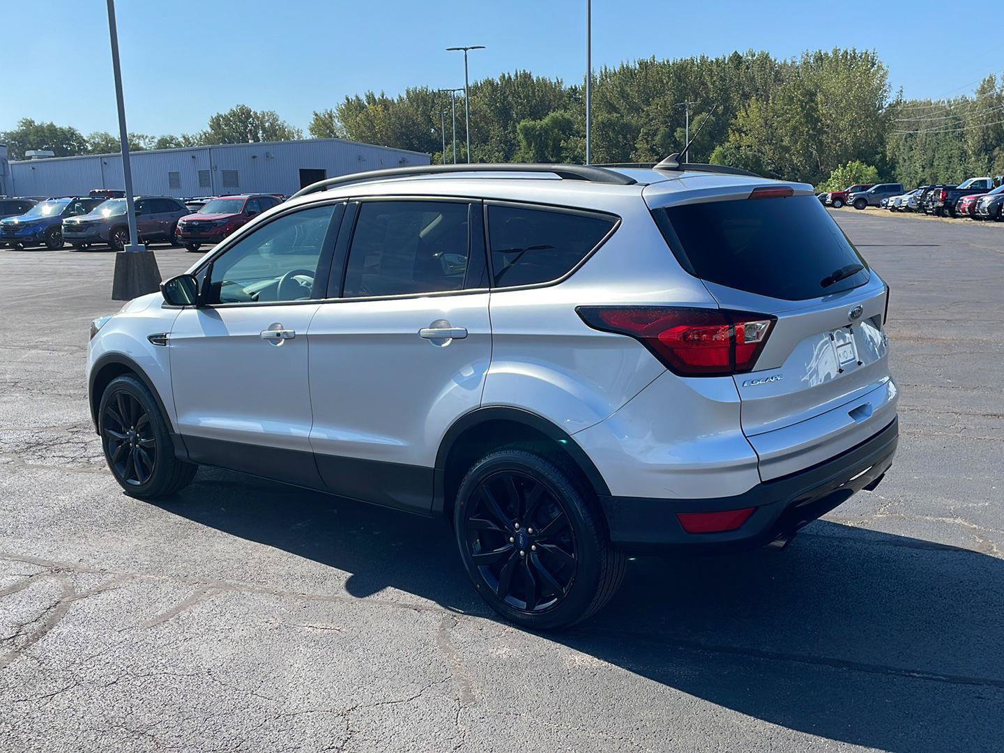 Used 2019 Ford Escape SE AWD/4WD image 3