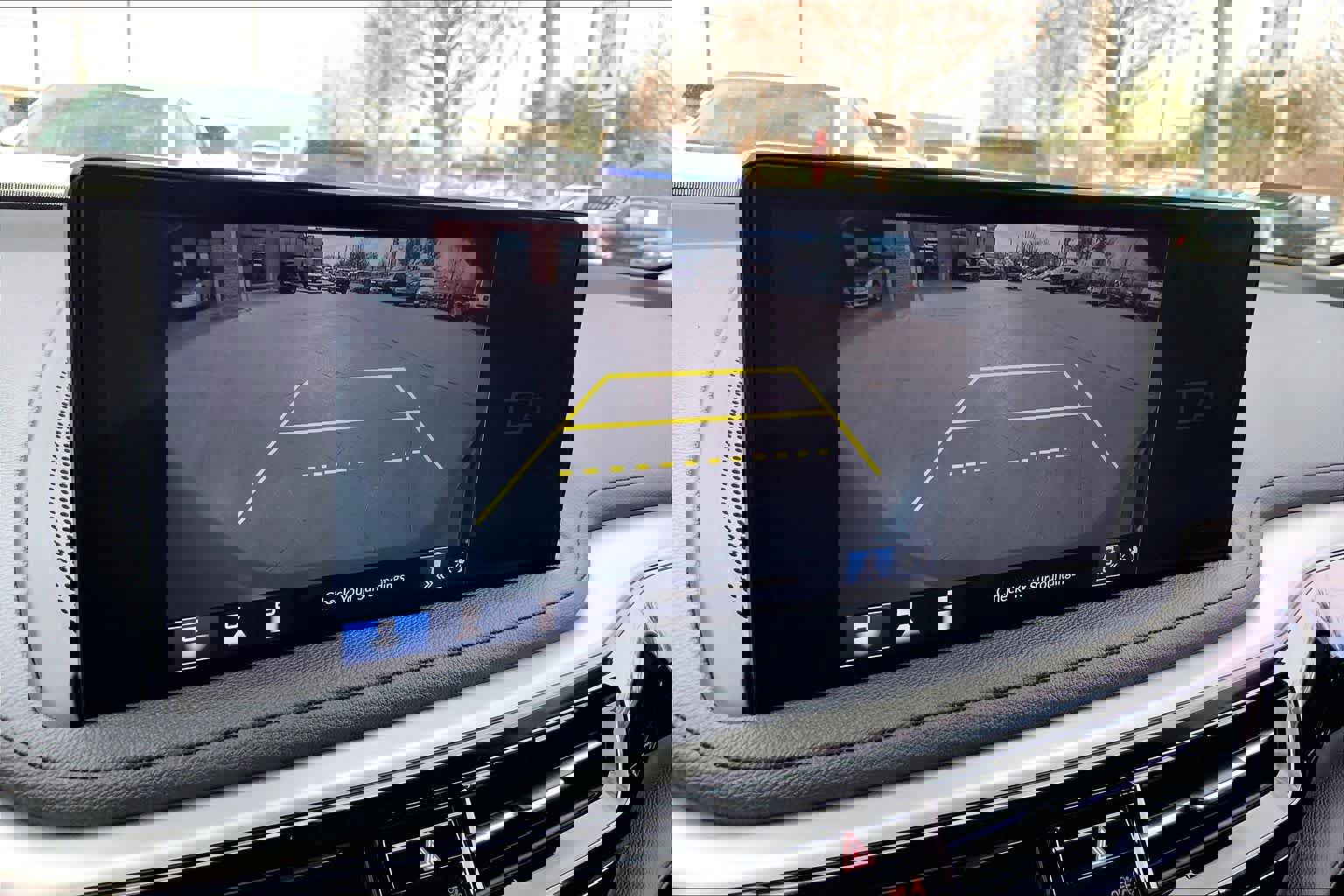 Used 2026 Acura MDX FWD image 27