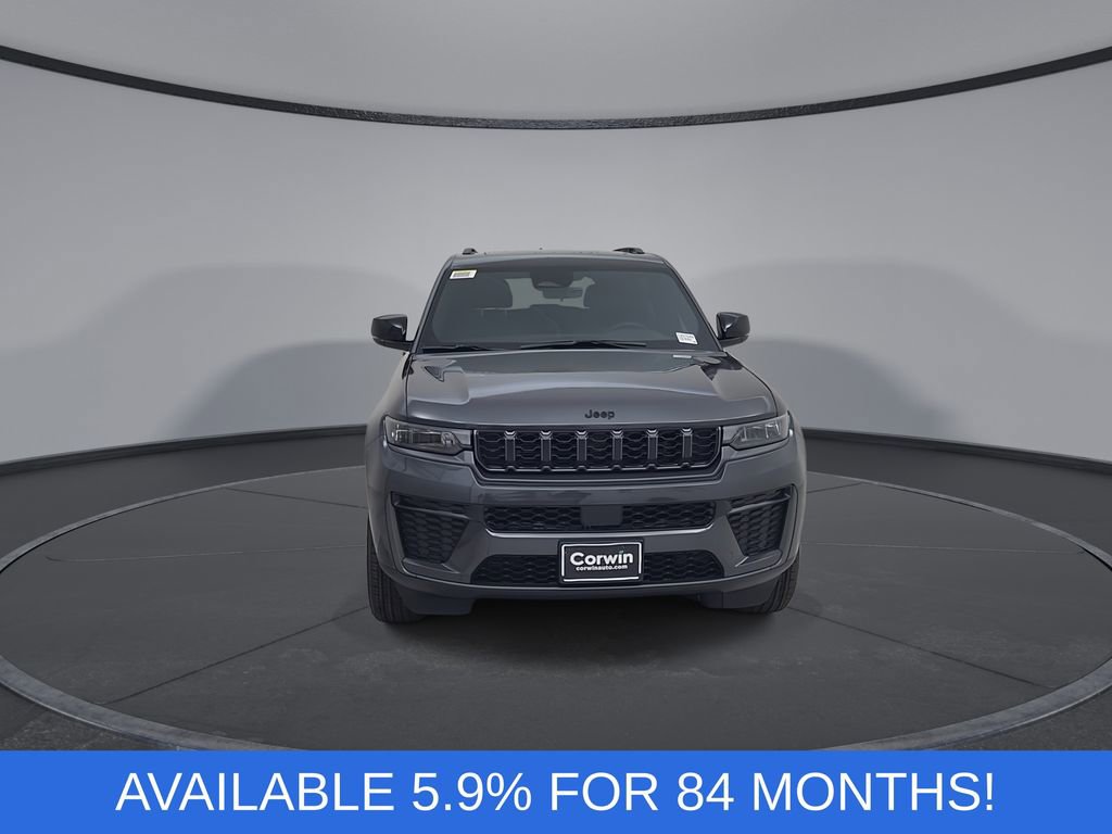 New 2026 Jeep Grand Cherokee Altitude image 5