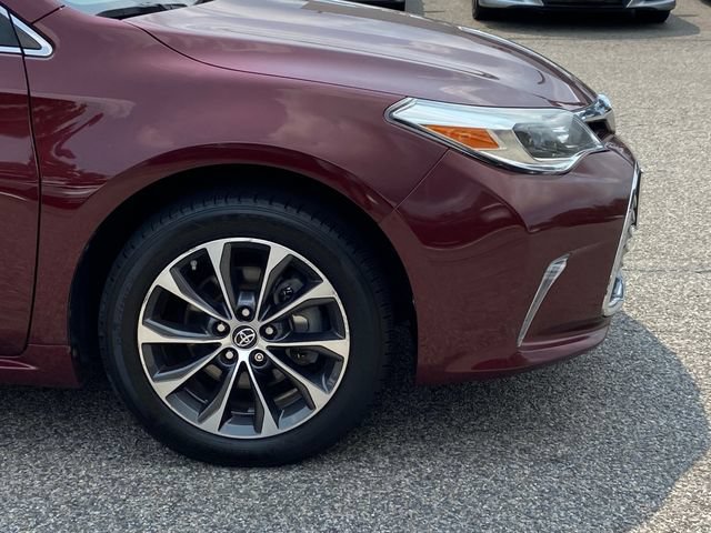 Used 2016 Toyota Avalon XLE FWD image 9