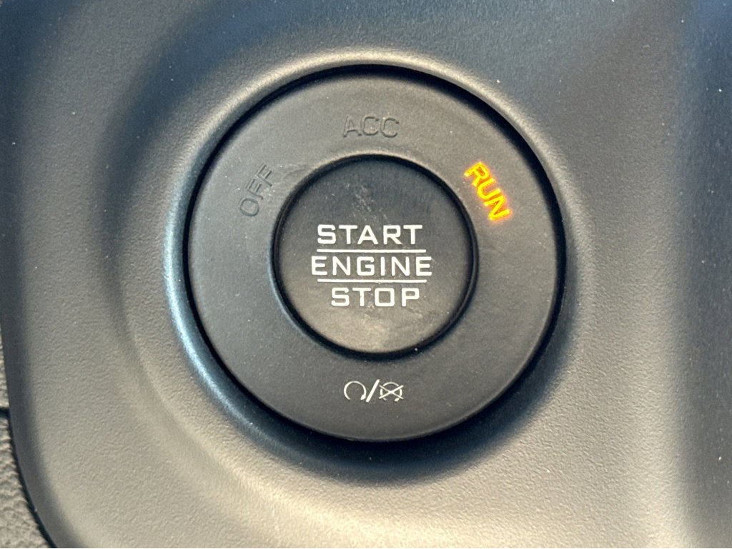 Certified 2023 Jeep Gladiator Mojave w/ Cold Weather Group image 19