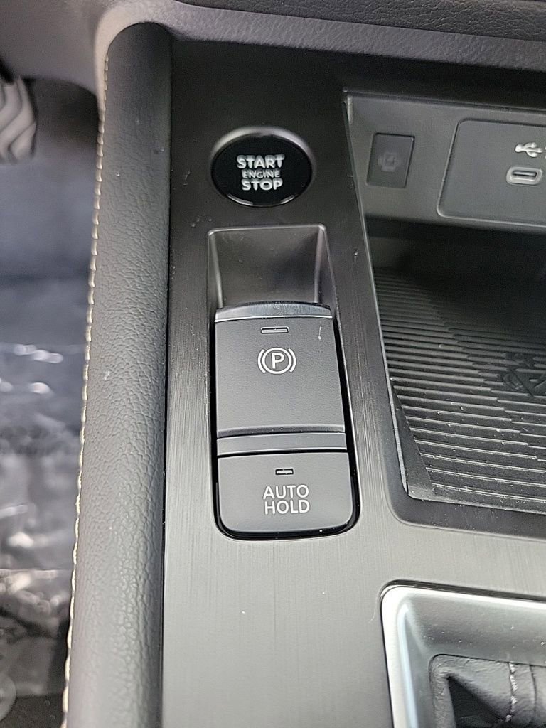 New 2025 Nissan Kicks SV w/ SV Premium Package image 22