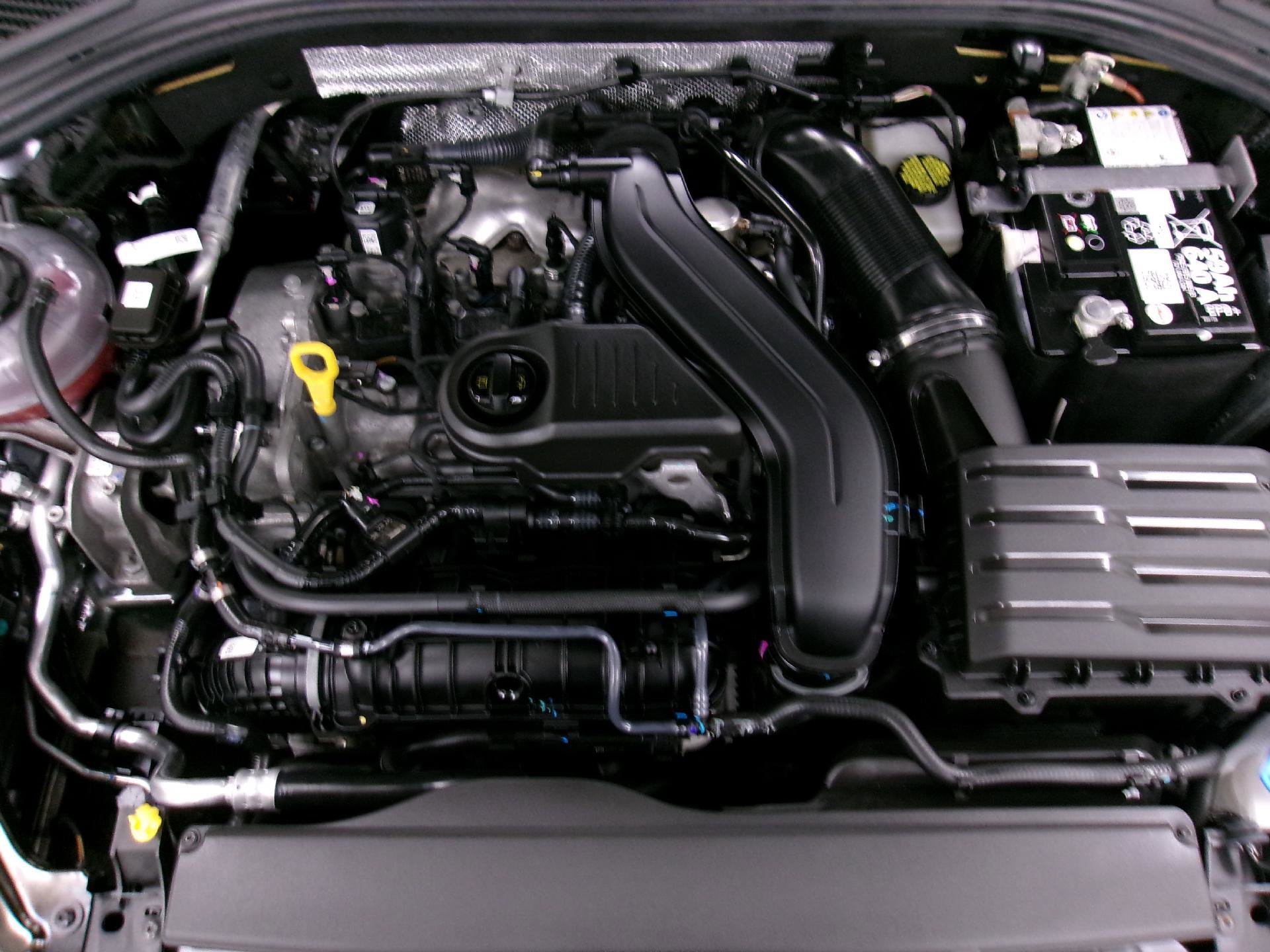 Used 2024 Volkswagen Jetta Sport image 16