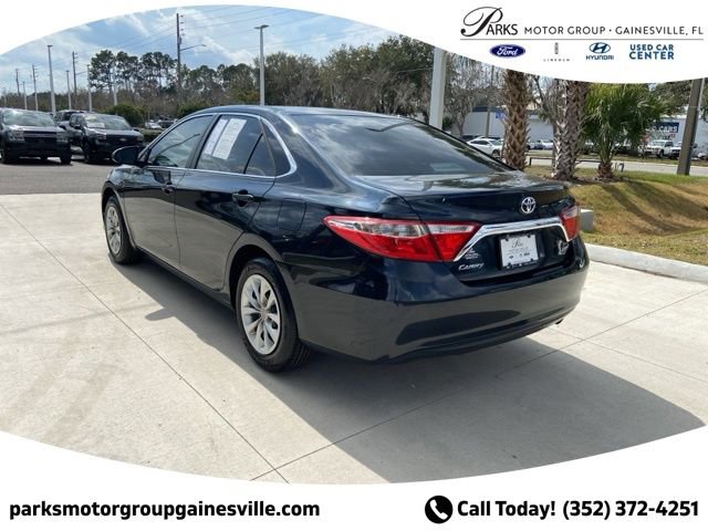 Used 2017 Toyota Camry LE image 6