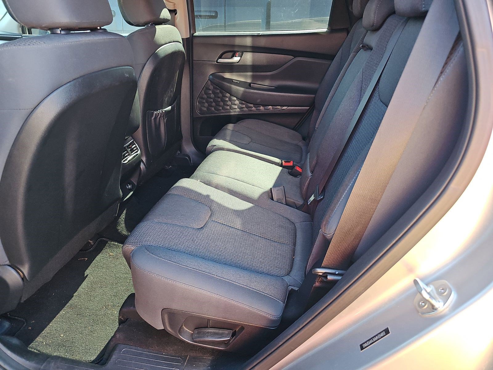 Used 2021 Hyundai Santa Fe SEL w/ Convenience Package FWD image 11