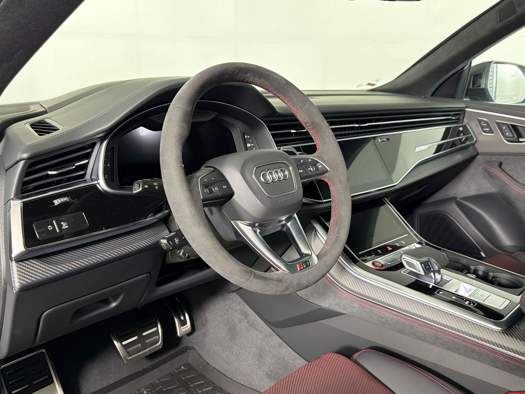 New 2026 Audi RS Q8 performance AWD/4WD image 3