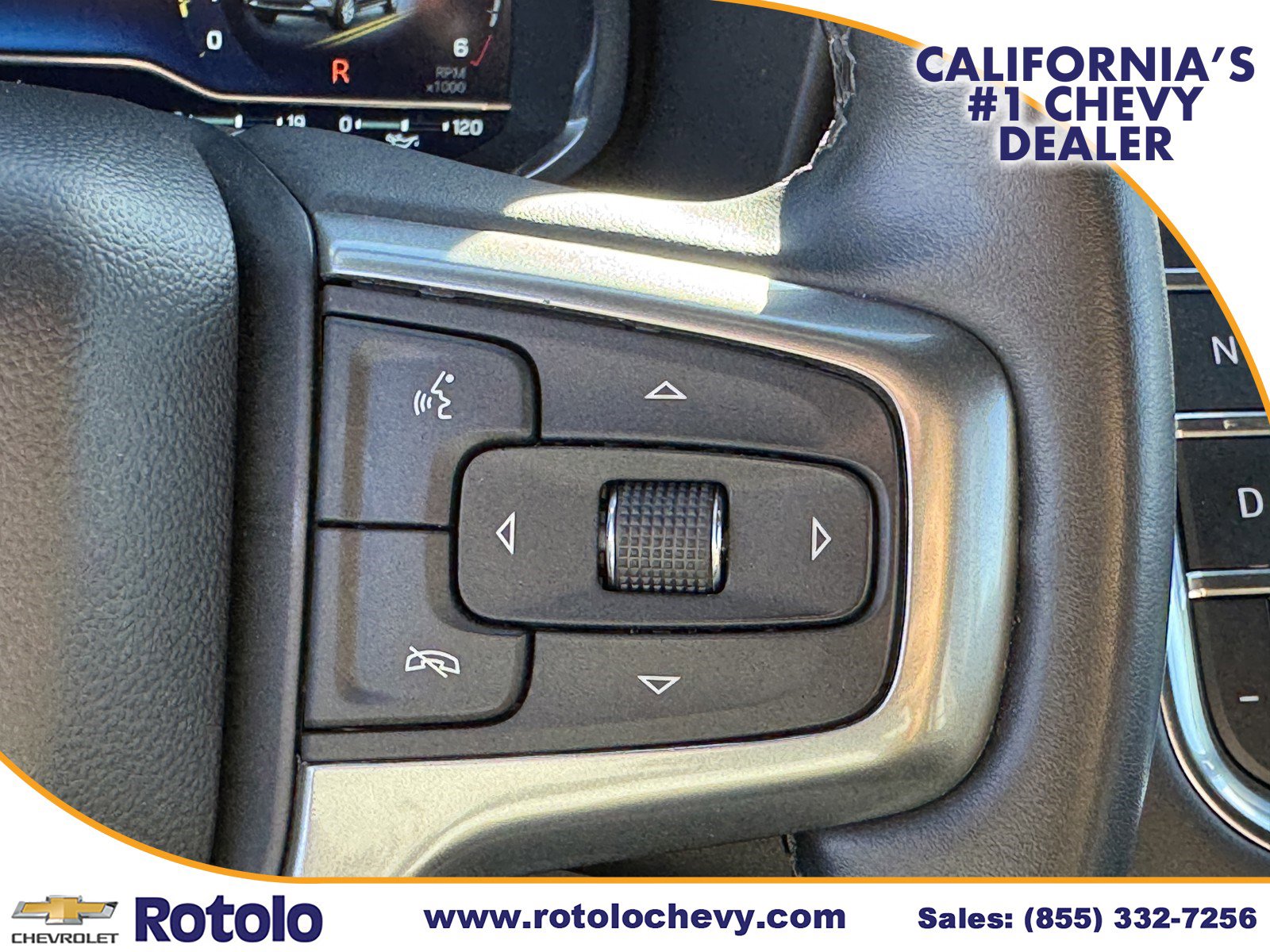 Used 2024 Chevrolet Suburban LT image 25