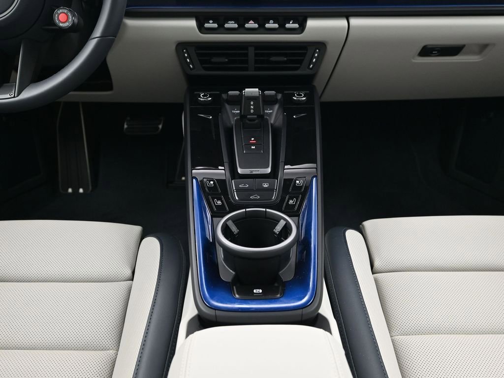 Certified 2026 Porsche 911 Carrera GTS image 8