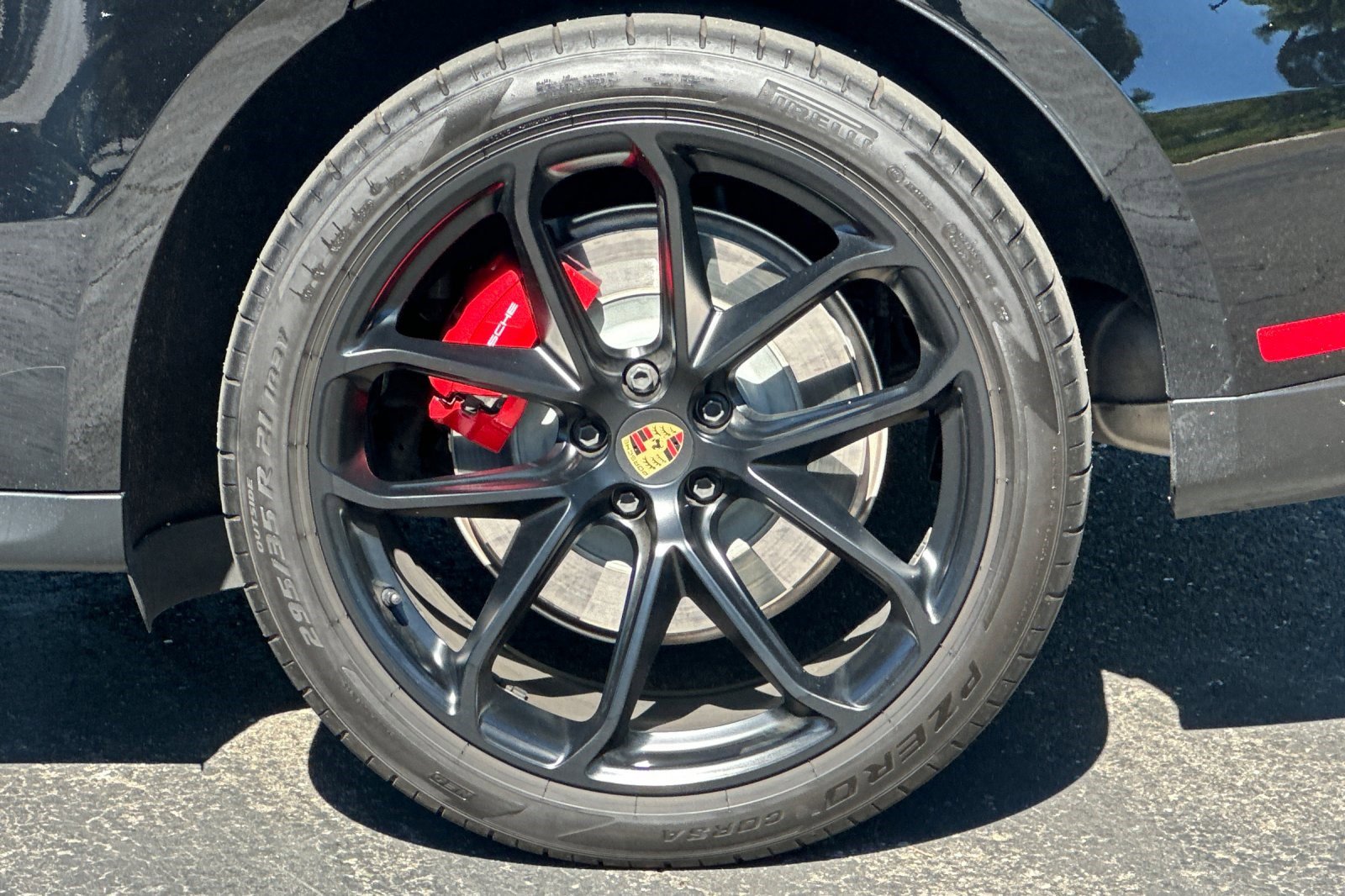 Used 2024 Porsche Macan GTS image 39