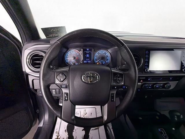 Used 2021 Toyota Tacoma TRD Sport AWD/4WD image 11