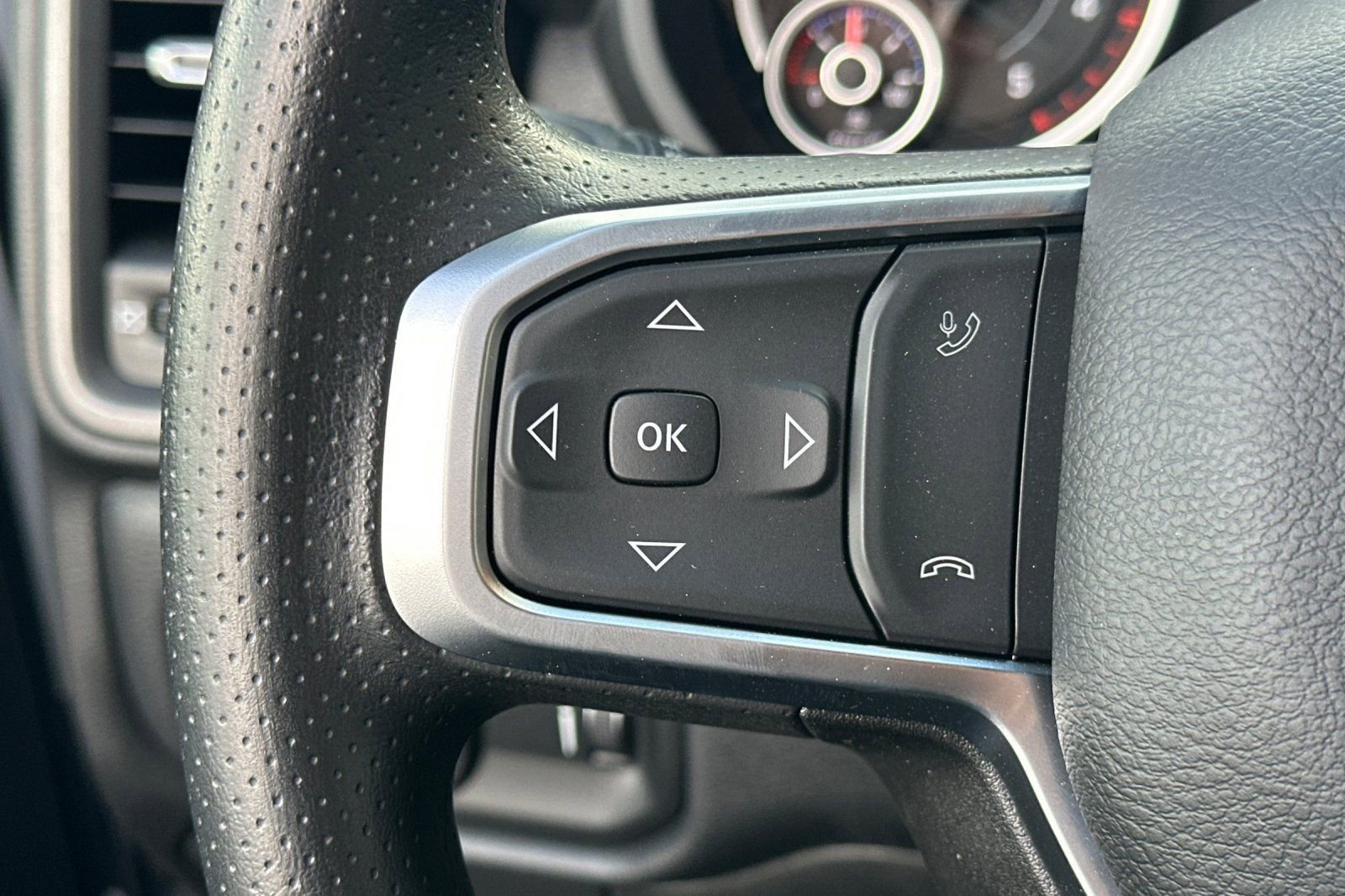New 2025 RAM 5500 4x4 Crew Cab image 26