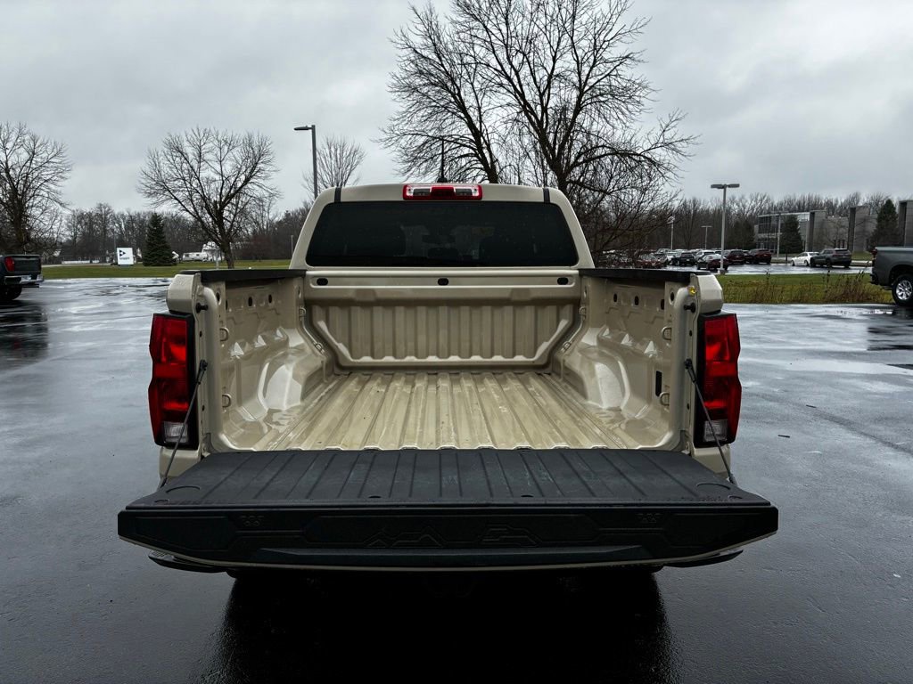 Used 2024 Chevrolet Colorado W/T image 30