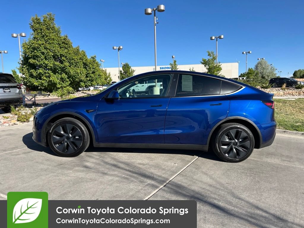 Used 2024 Tesla Model Y Long Range AWD/4WD image 4