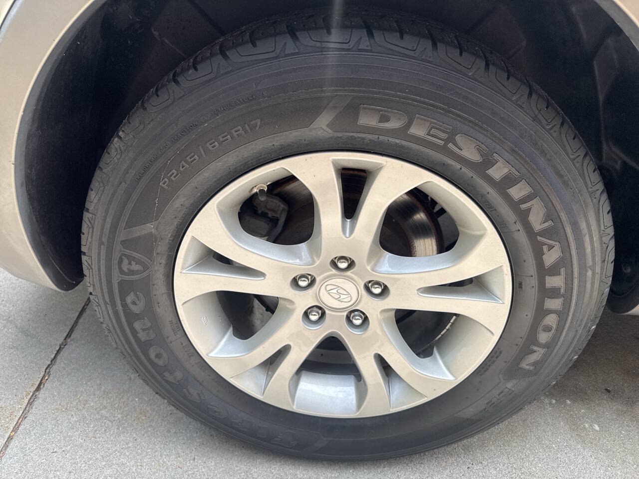 Used 2008 Hyundai Veracruz GLS FWD image 28