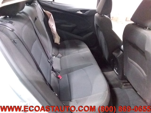 Used 2017 Chevrolet Cruze LT w/ Convenience Package FWD image 15