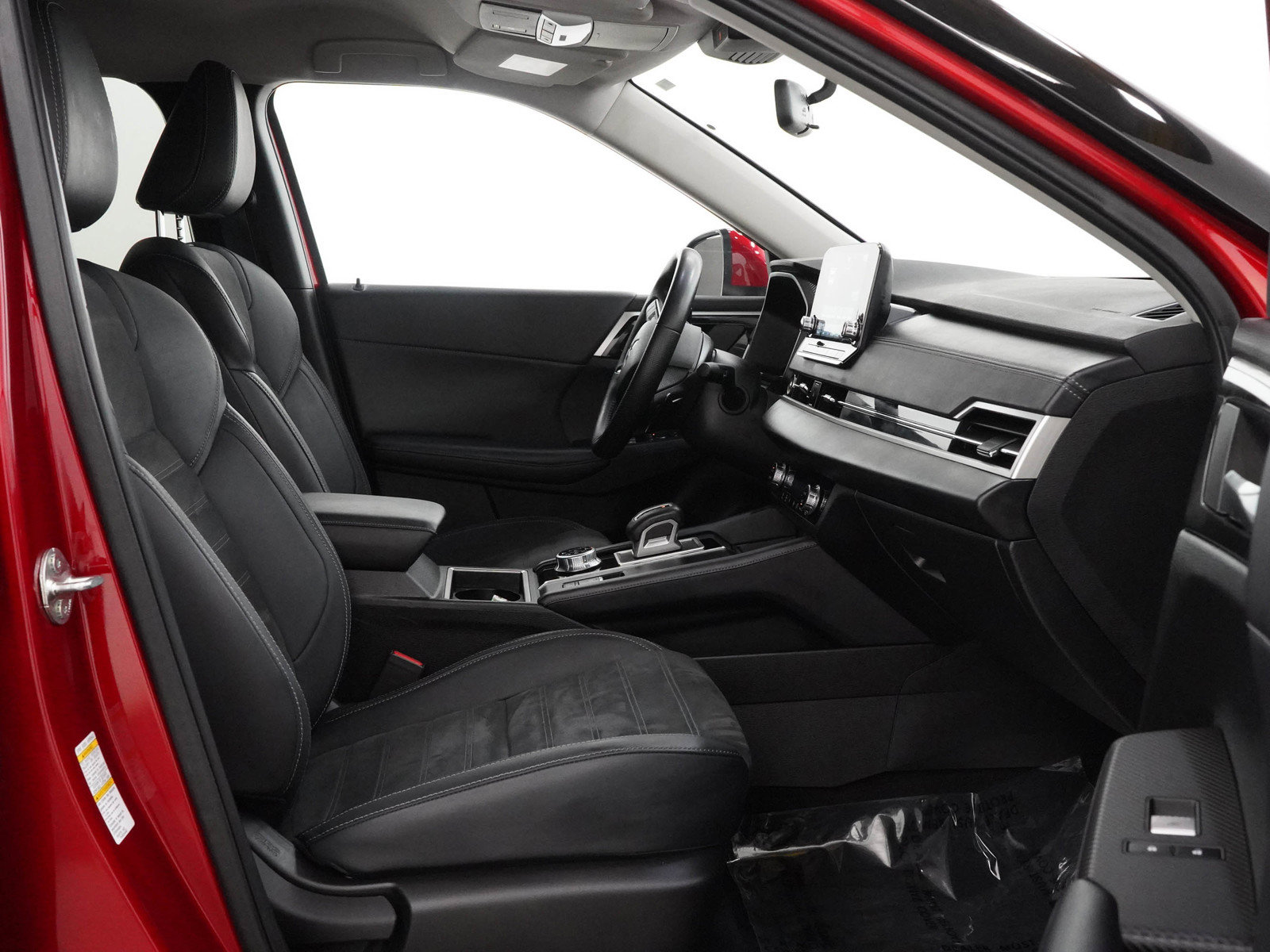 Used 2023 Mitsubishi Outlander SE AWD/4WD image 11
