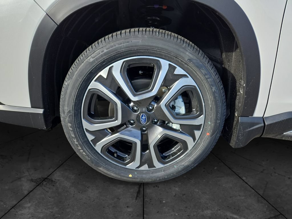 Certified 2026 Subaru Ascent Limited AWD/4WD image 14