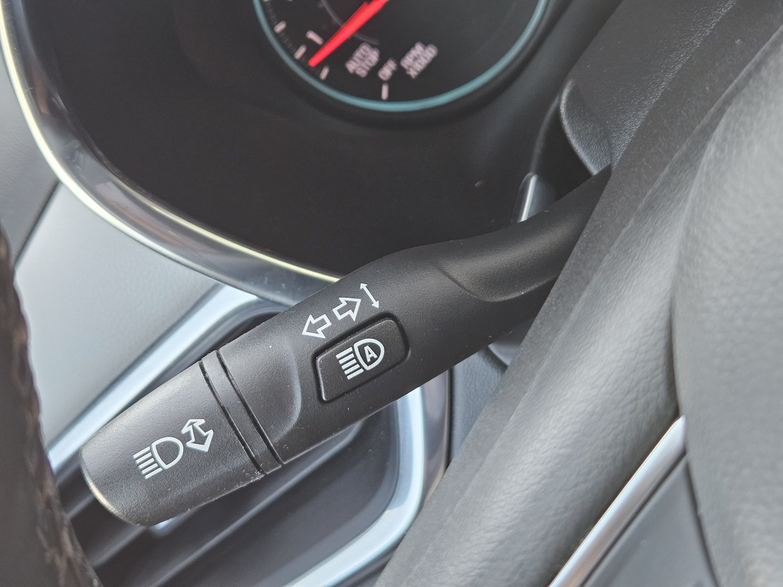 Certified 2024 Chevrolet Equinox LT FWD image 28