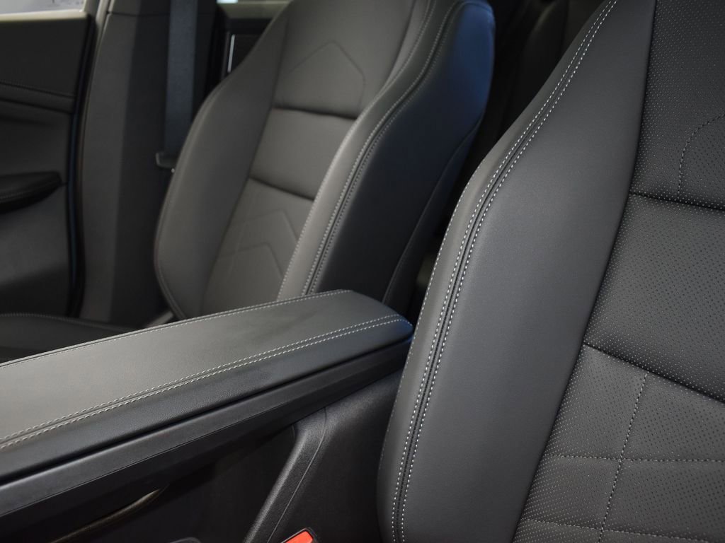 Used 2025 BMW X2 xDrive28i image 14