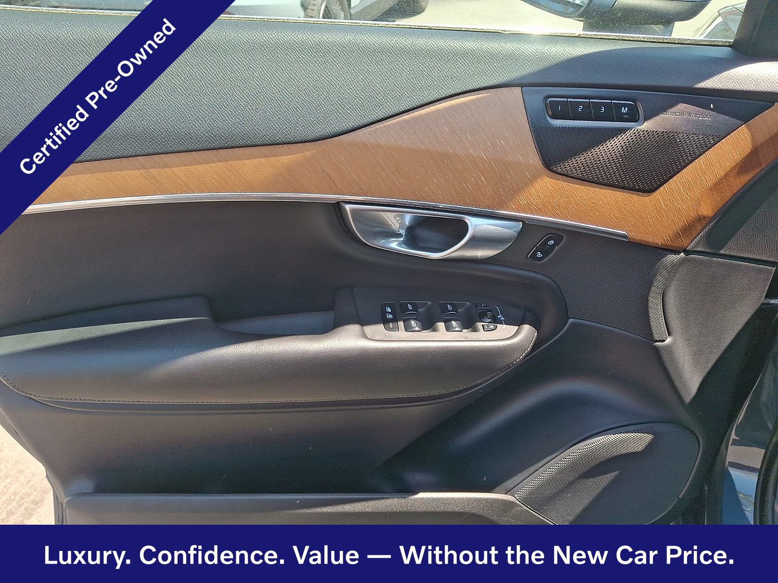Certified 2023 Volvo XC90 B5 Plus w/ Protection Package Premier AWD/4WD image 13