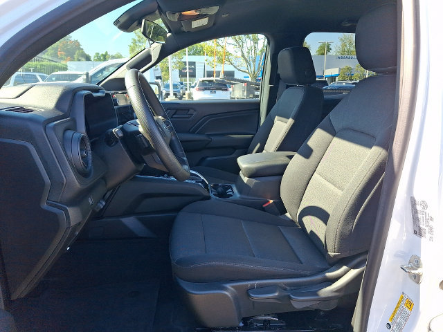 Used 2025 Chevrolet Colorado Trail Boss AWD/4WD image 2