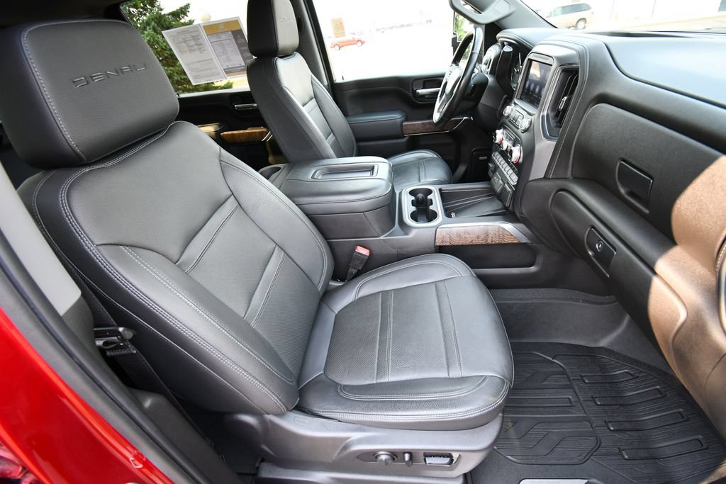 Used 2021 GMC Sierra 3500 Denali AWD/4WD image 23