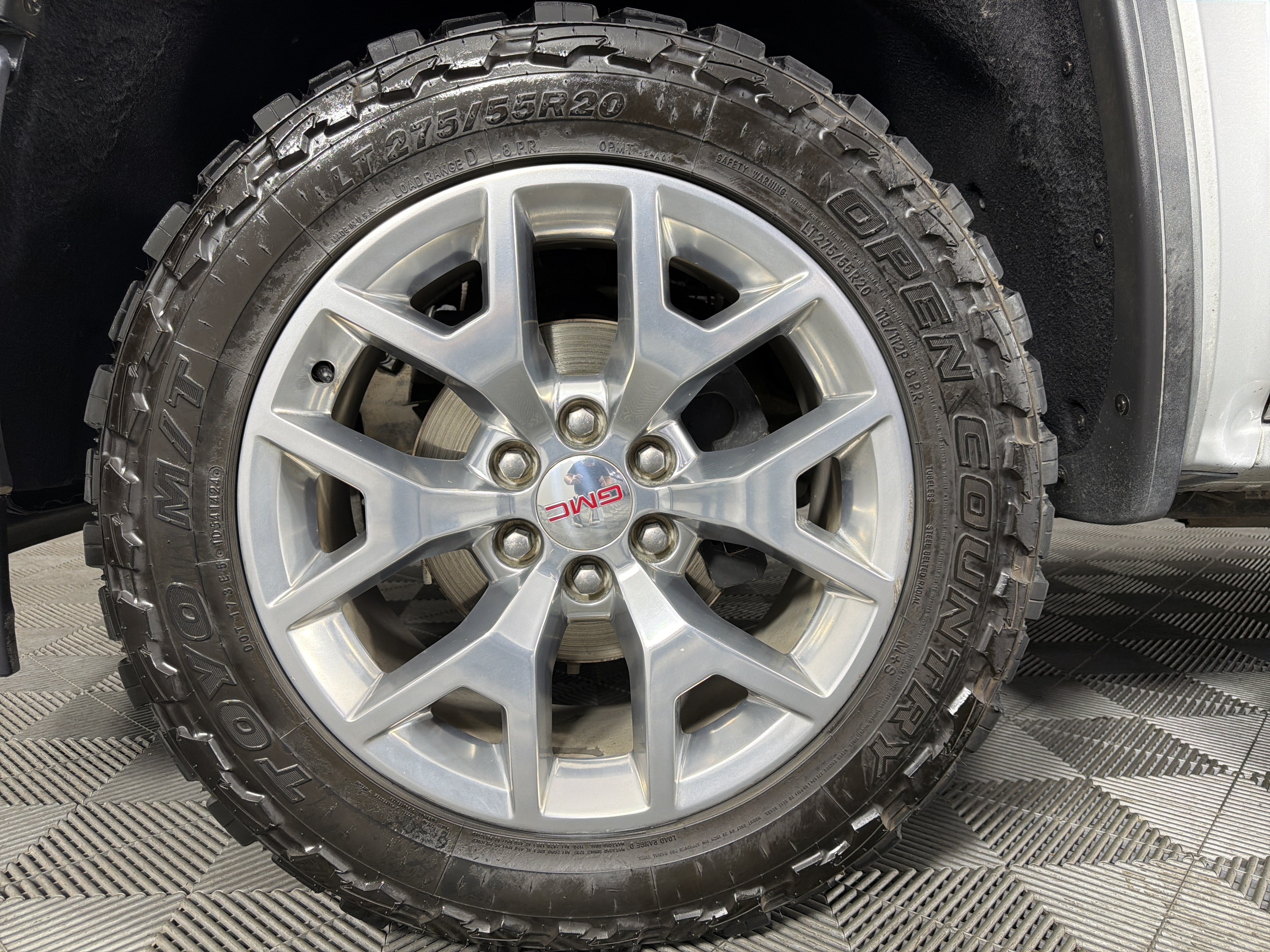 Used 2018 GMC Sierra 1500 SLT w/ SLT Premium Package AWD/4WD image 8
