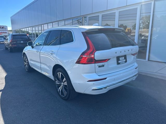 Used 2023 Volvo XC60 B5 Plus w/ Climate Package AWD/4WD image 3