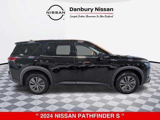 Certified 2024 Nissan Pathfinder S AWD/4WD image 2