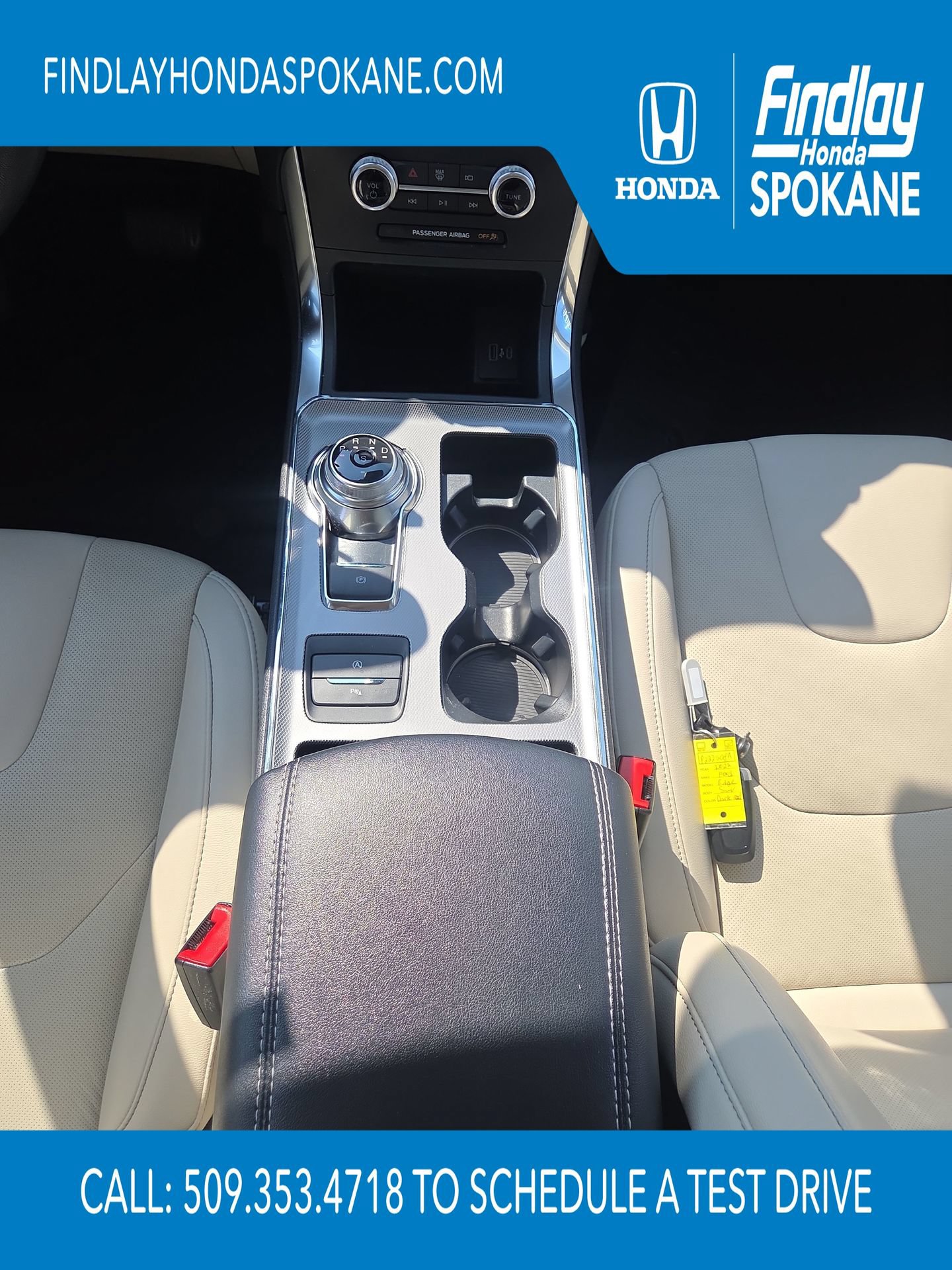 Used 2022 Ford Edge Titanium w/ Equipment Group 301A AWD/4WD image 15
