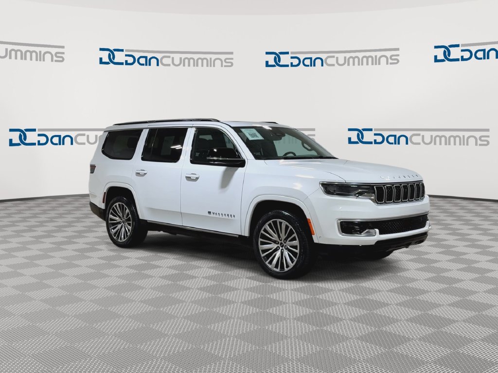 Used 2025 Jeep Wagoneer Series II AWD/4WD image 2