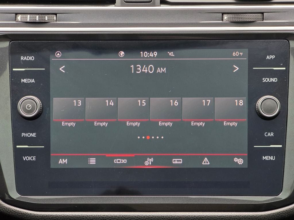 Used 2024 Volkswagen Tiguan SE R-Line FWD image 14