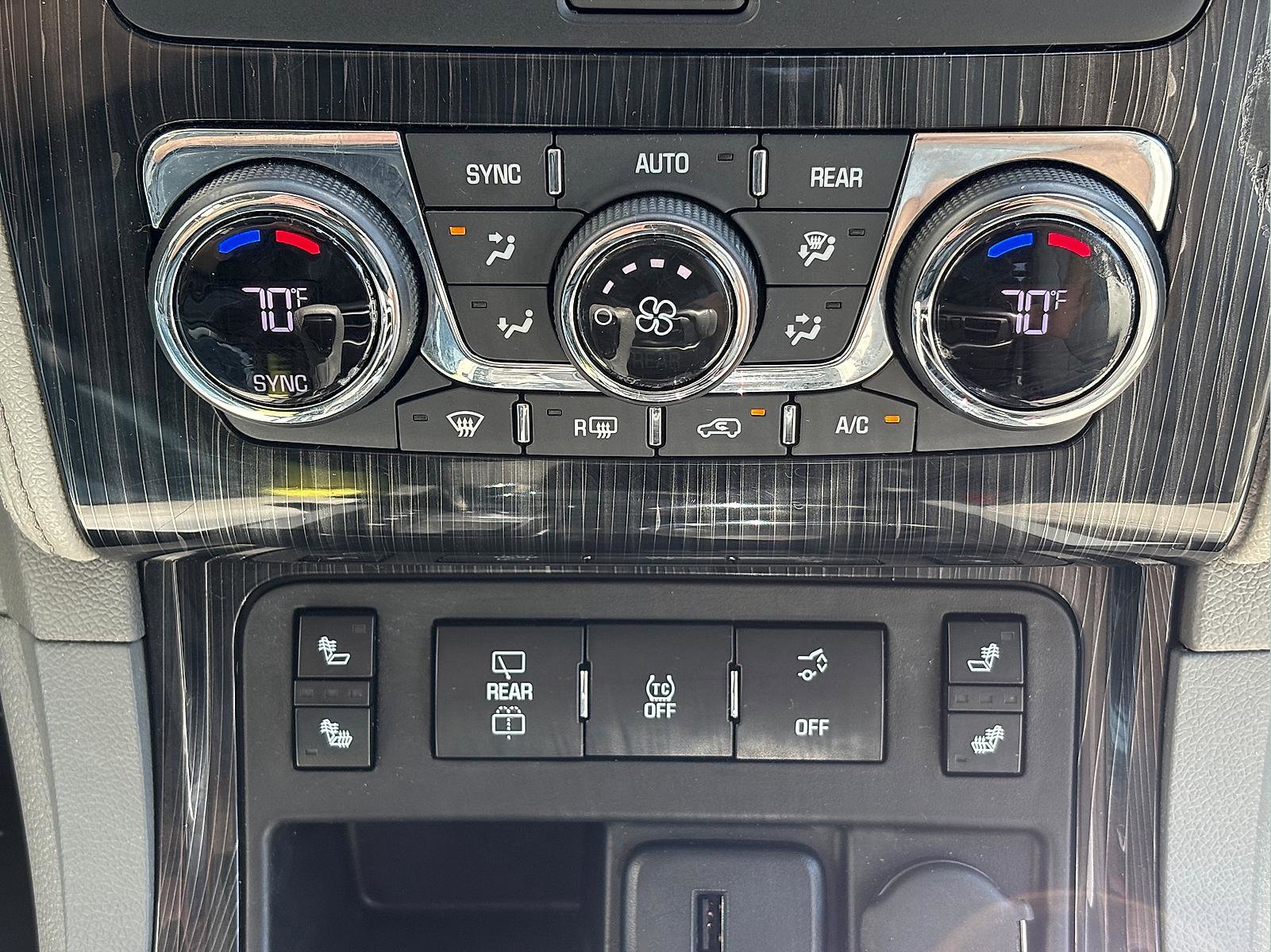 Used 2017 Chevrolet Traverse LT FWD image 26