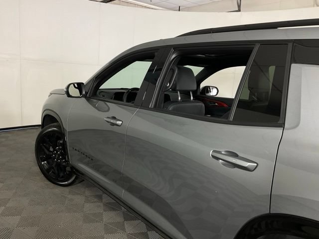 Used 2026 Chevrolet Traverse RS w/ LPO, Floor Liner Package FWD image 35