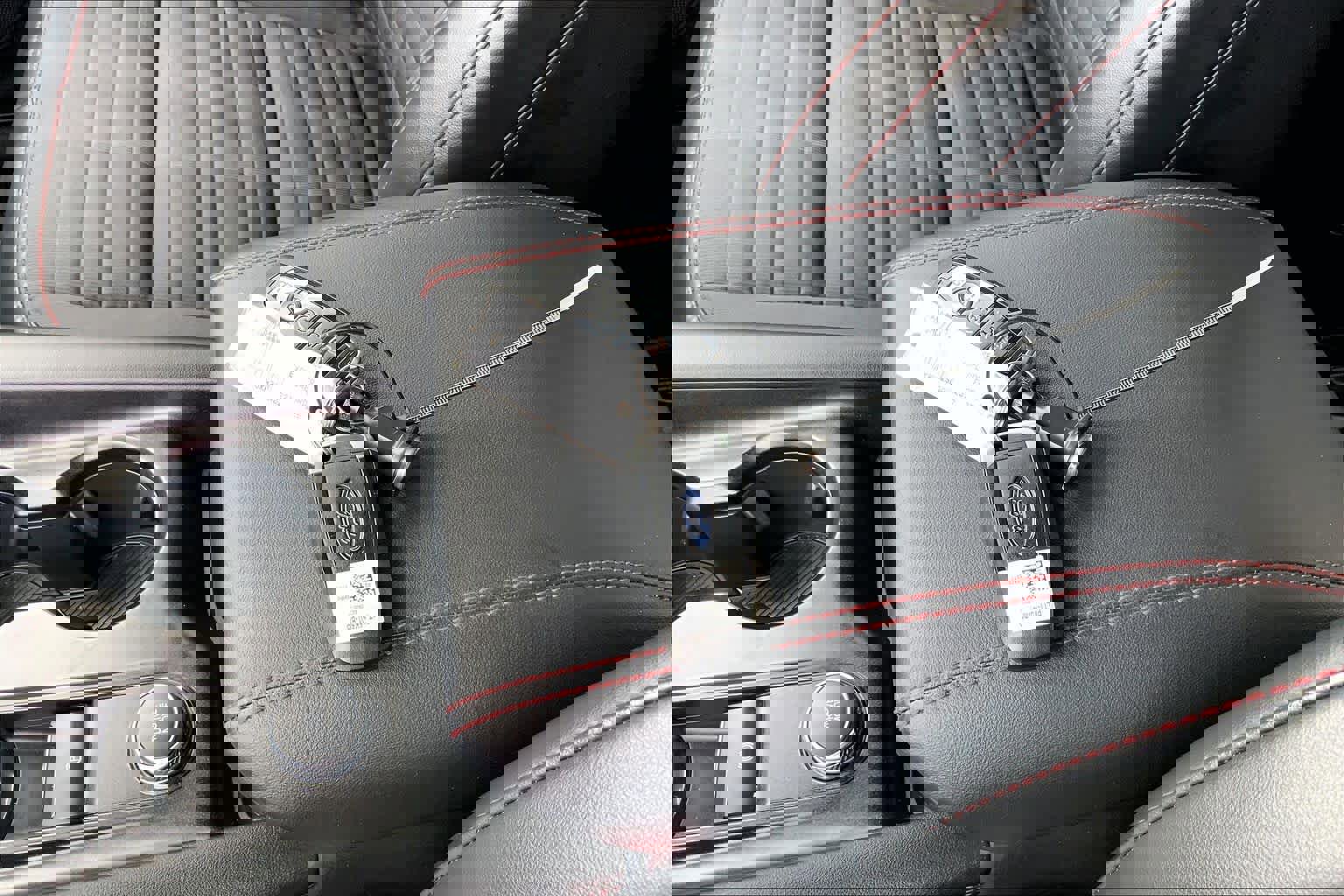 Certified 2025 Ford Explorer ST-Line w/ Premium Package image 14