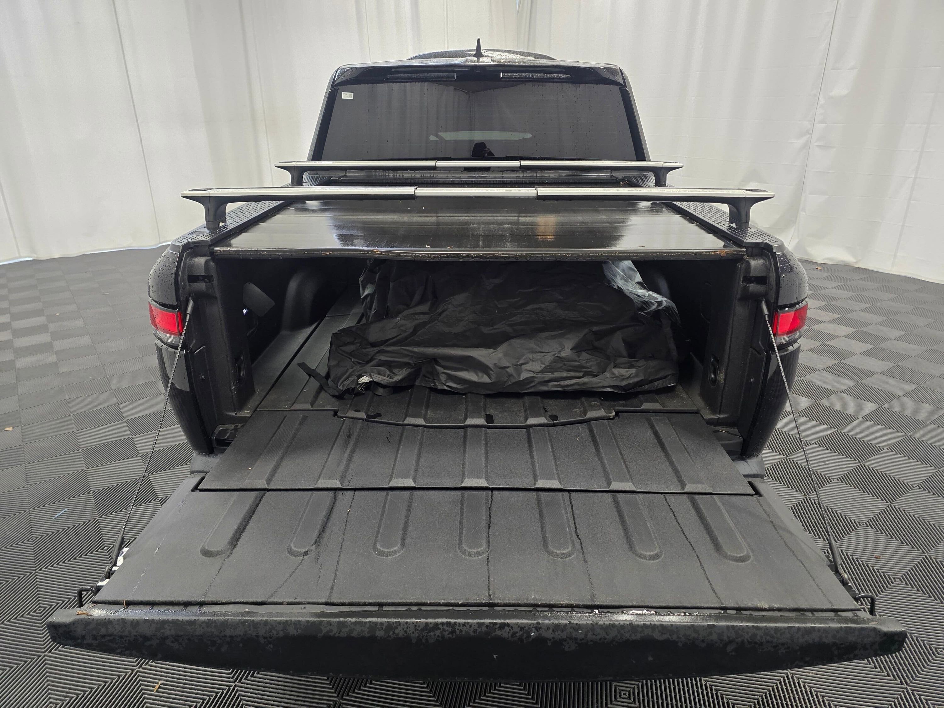 Used 2022 Rivian R1T Adventure image 22