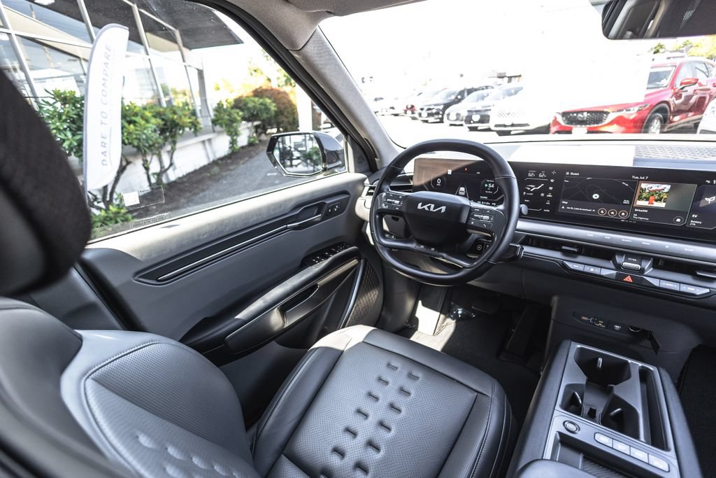 Used 2024 Kia EV9 Wind AWD/4WD image 21