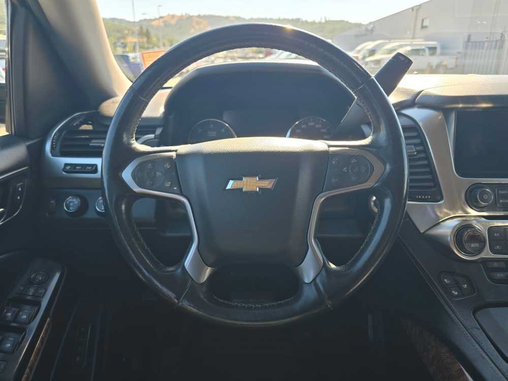 Used 2017 Chevrolet Suburban Premier AWD/4WD image 11