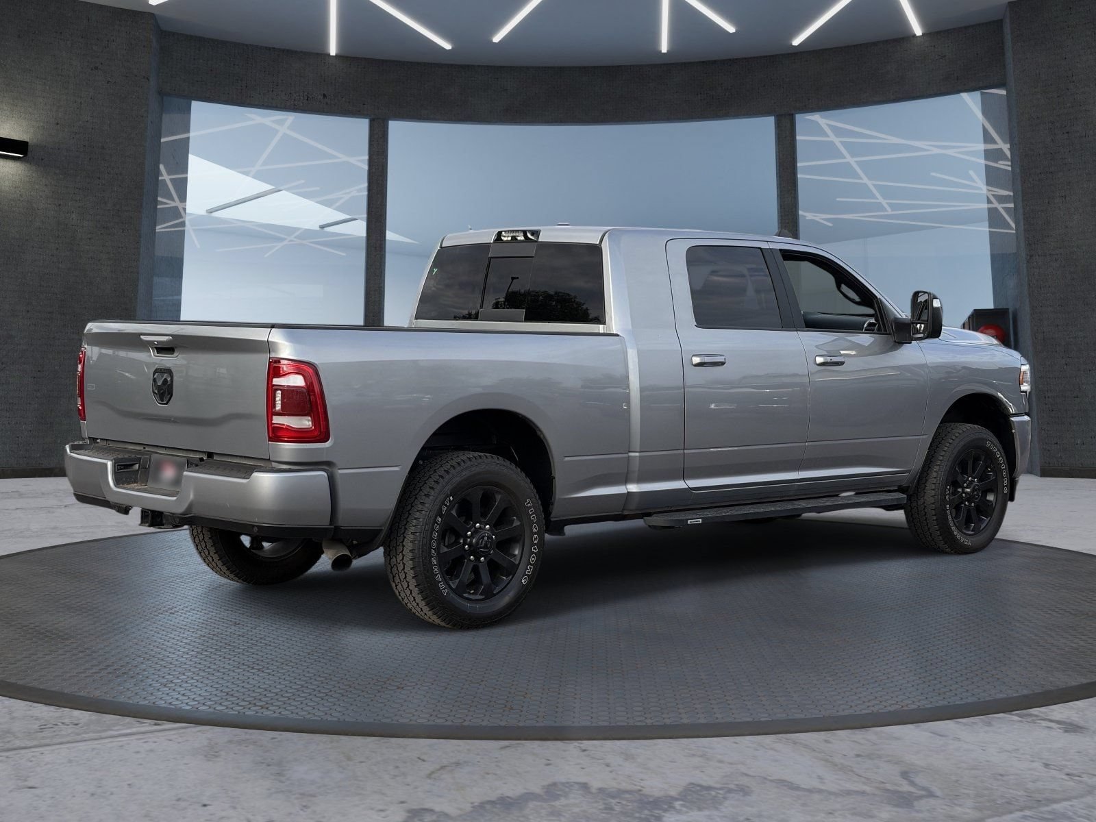 Used 2023 RAM 2500 Laramie AWD/4WD image 5