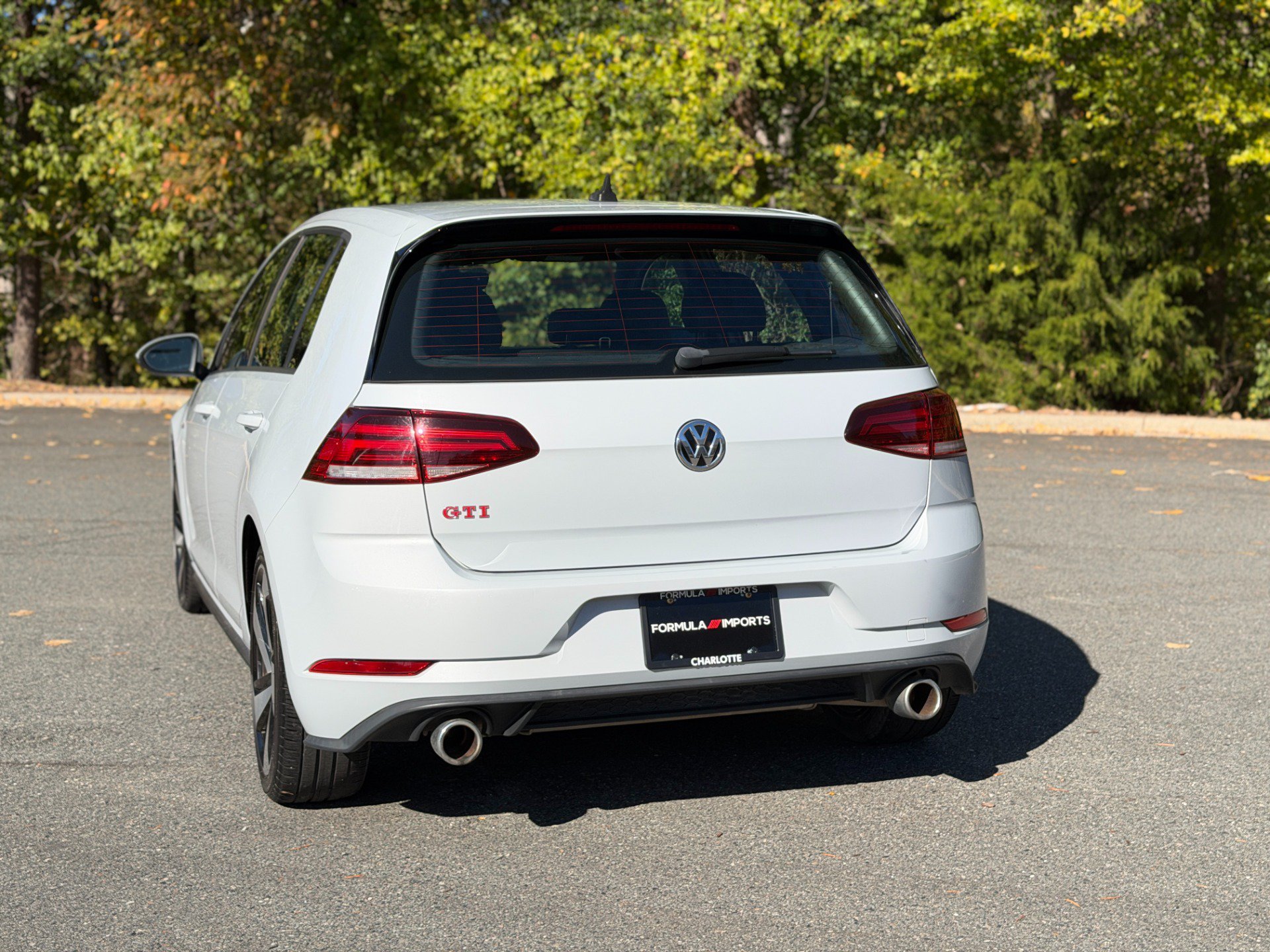 Used 2020 Volkswagen Golf 4-Door FWD image 9
