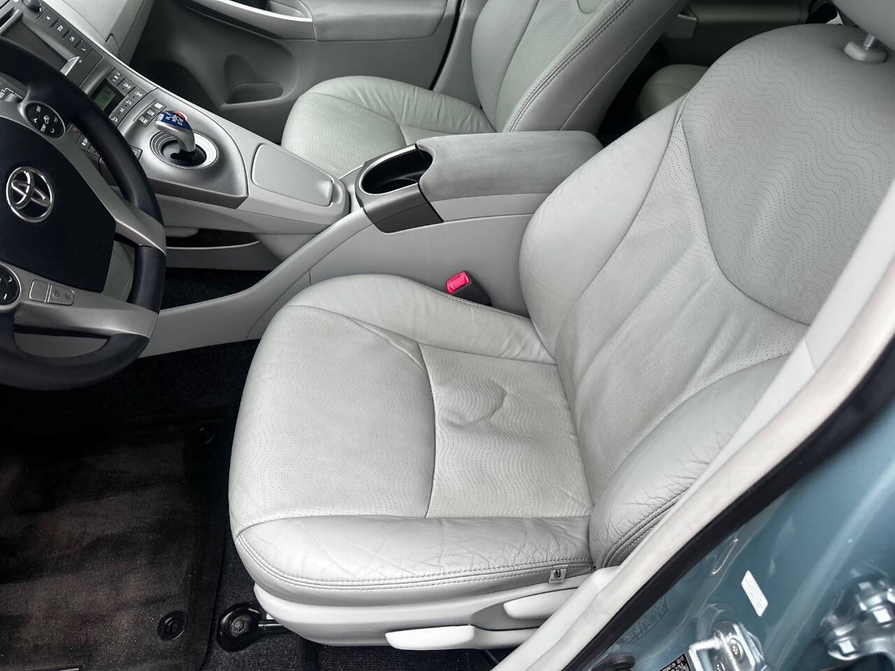 Used 2013 Toyota Prius Two FWD image 22