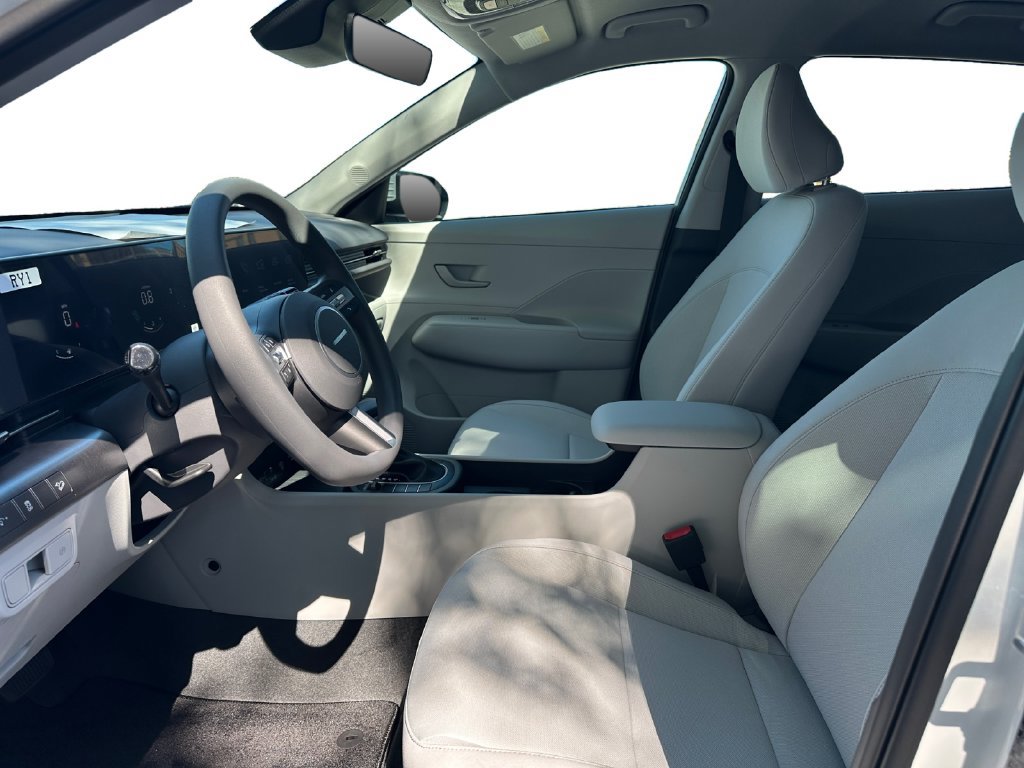 New 2027 Hyundai Kona SE FWD image 11